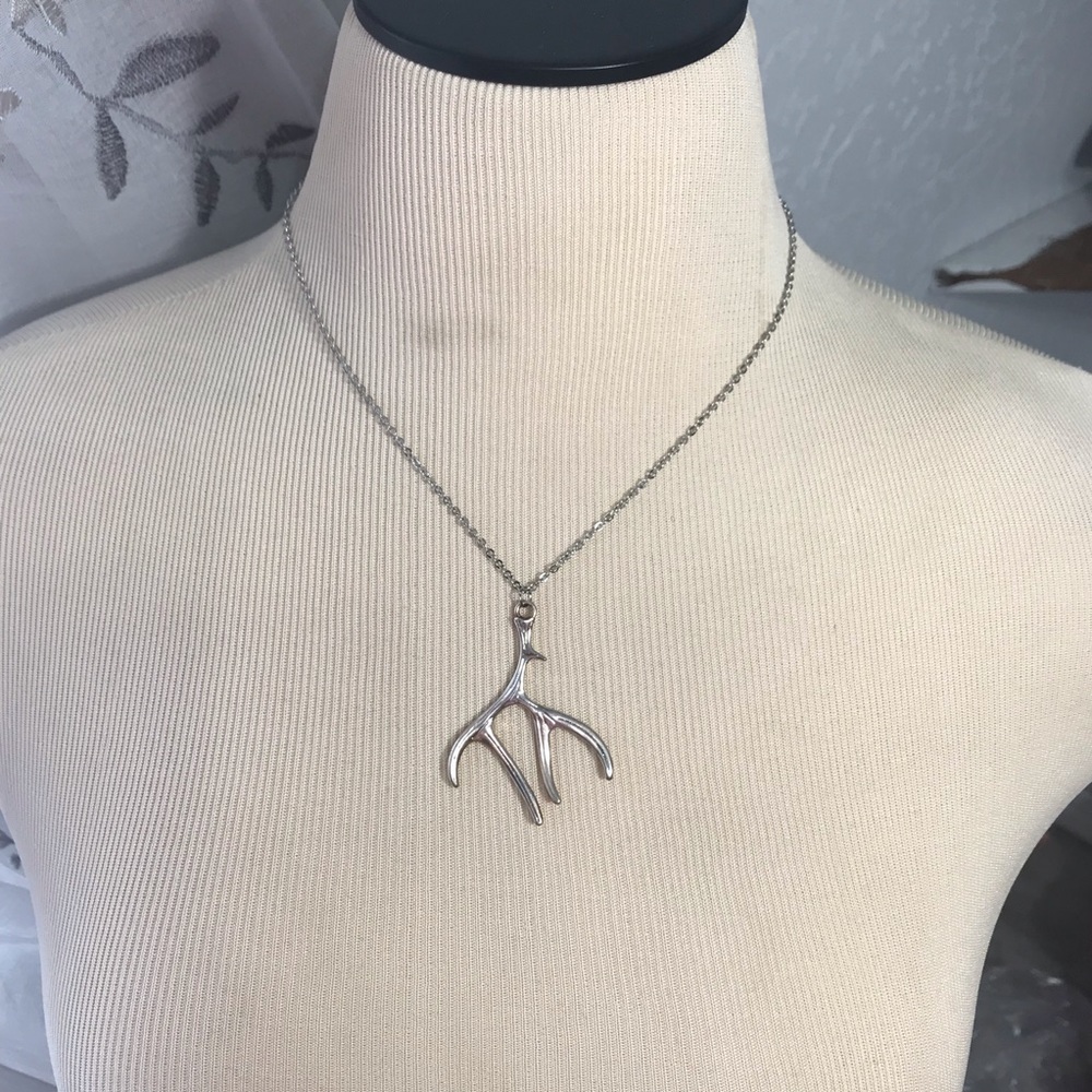 4/$25 Antler Necklace - Picture 1 of 4